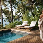 Maslina Resort